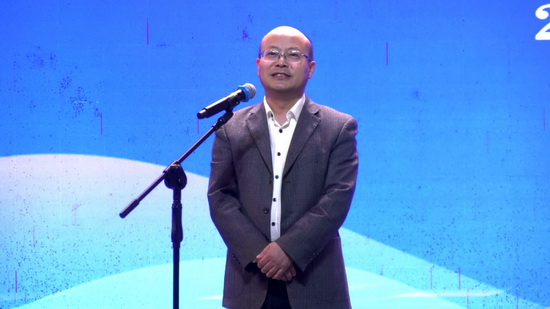 大学中学共建南开大学新编京剧爱国三问走进重庆南开中学